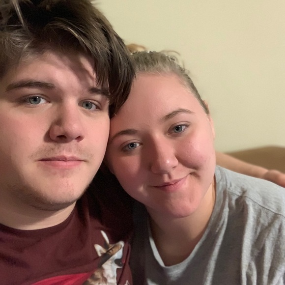 Meet your Posher, Andrew - Picture 1 of 1